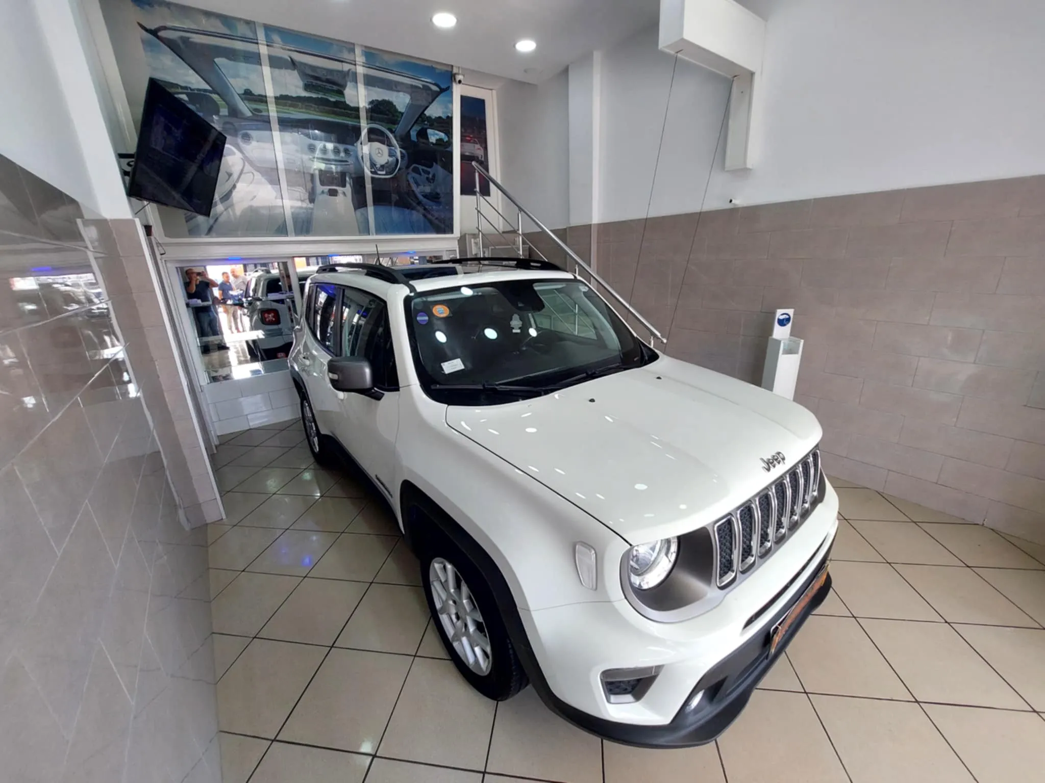 Jeep Renegade 1.4 Turbo 4x2 Limited BVA - TEL 98479647-21140009
