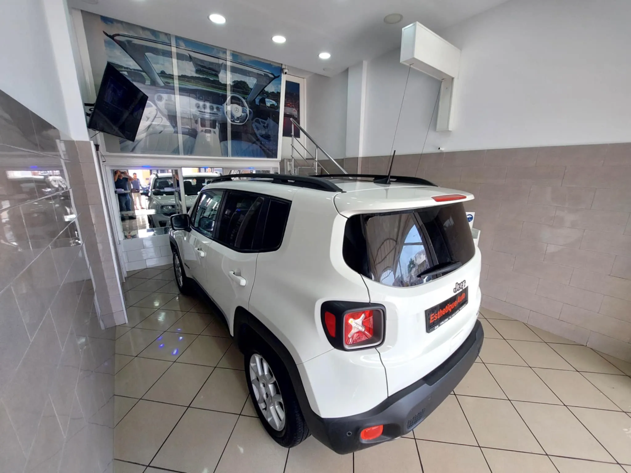 Jeep Renegade 1.4 Turbo 4x2 Limited BVA - TEL 98479647-21140009
