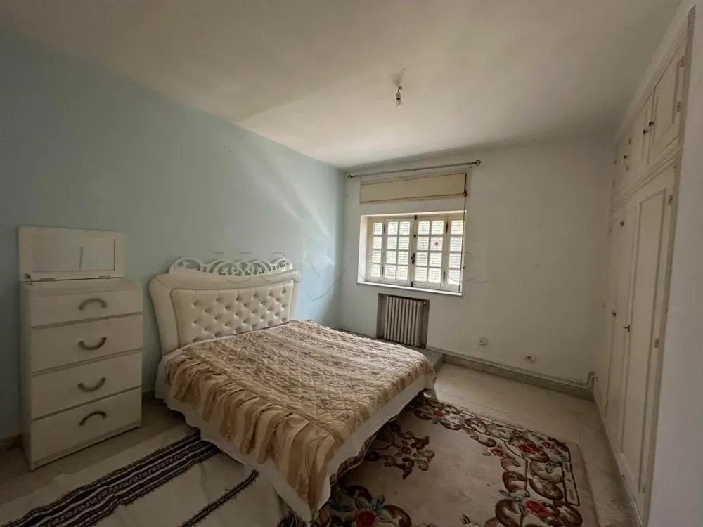 un étage villa S+3 équipé situé à Menzah 7
