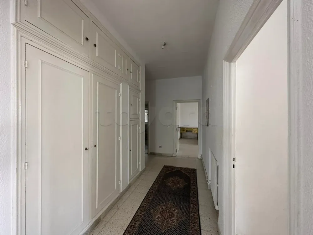un étage villa S+3 équipé situé à Menzah 7
