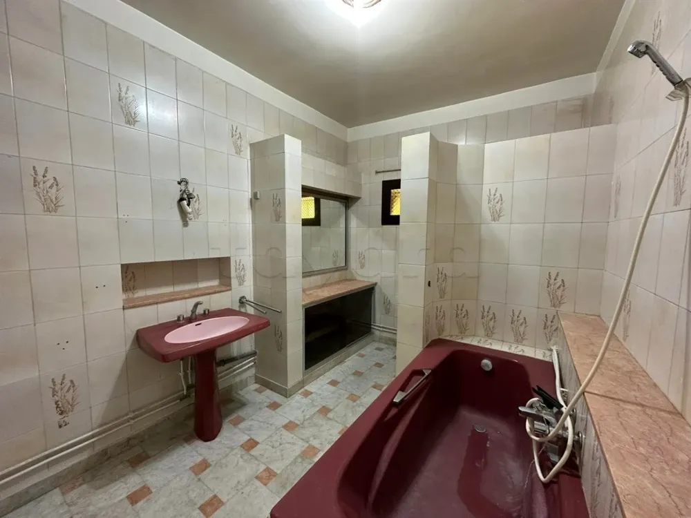 un étage villa S+3 équipé situé à Menzah 7