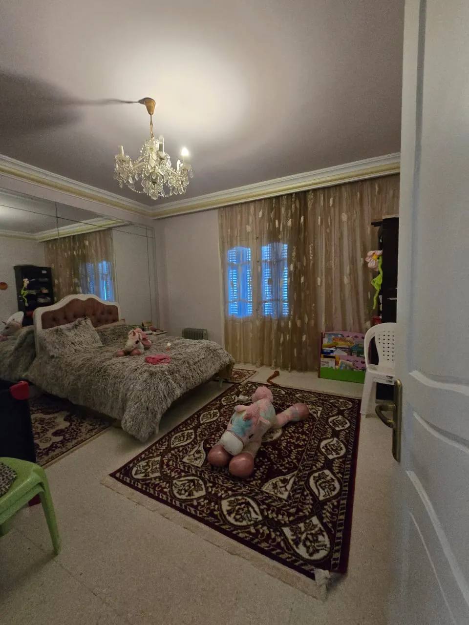 đĄUNE MAISON FAMILLIALE Ă VENDRE: Villa S+5 Avec Jardin Ă Sahloul