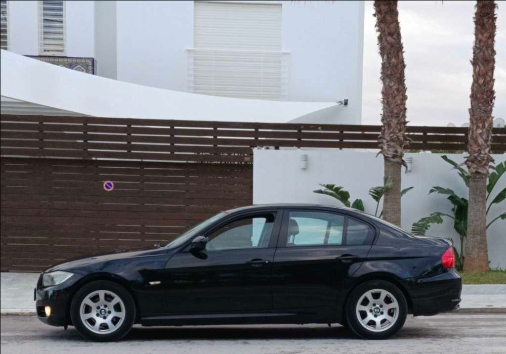 🚘 BMW E 90 318i moteur N46 

