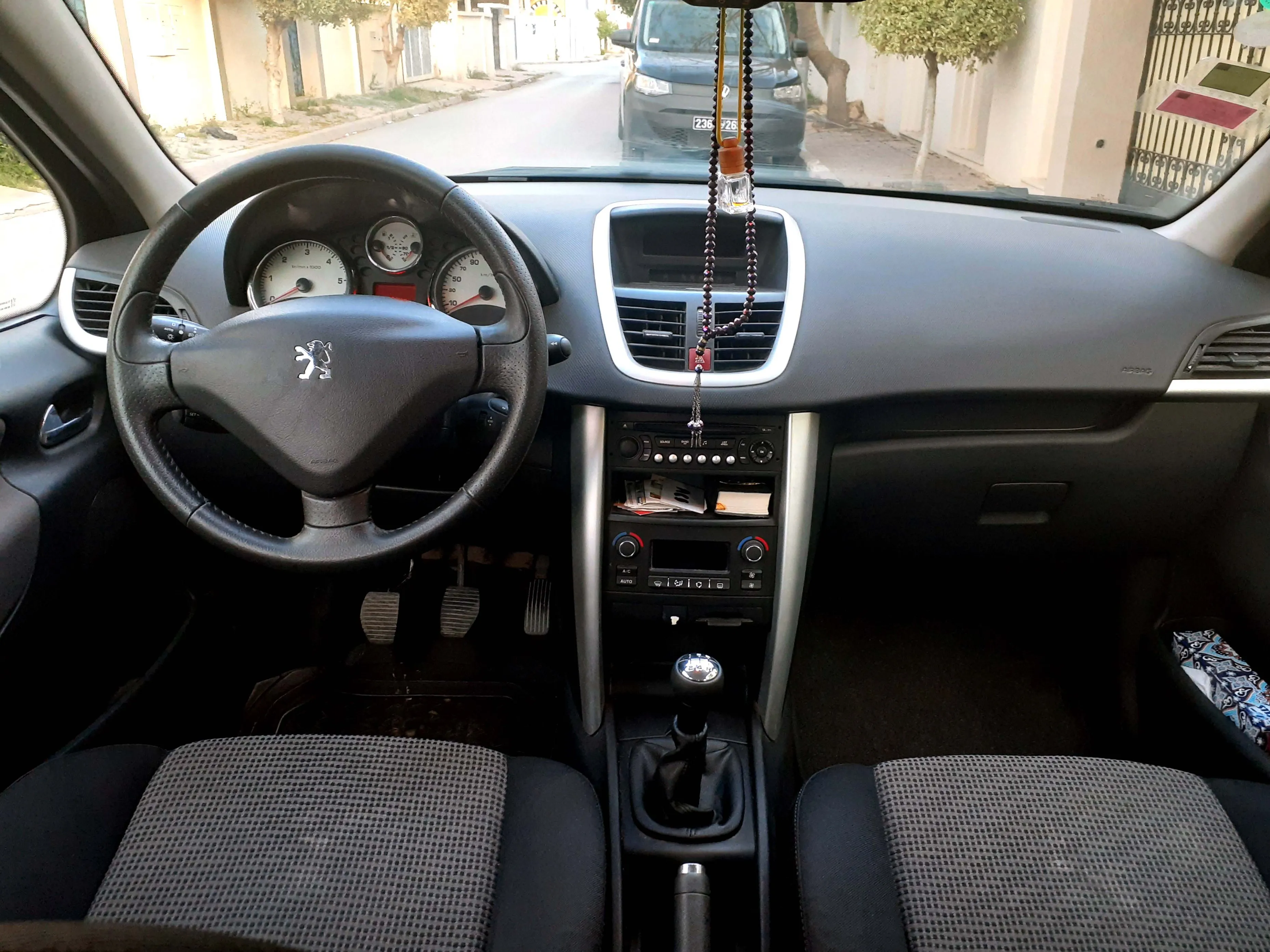  Peugeot 207 GAMME EDITION UNIQUE série205 km100 (تسجيل اول)