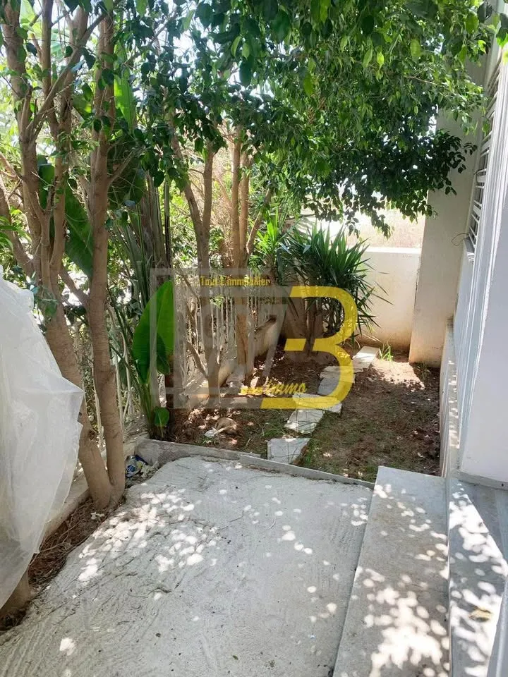 a vendre Superbe appartement S+1 à El Menzah 9C