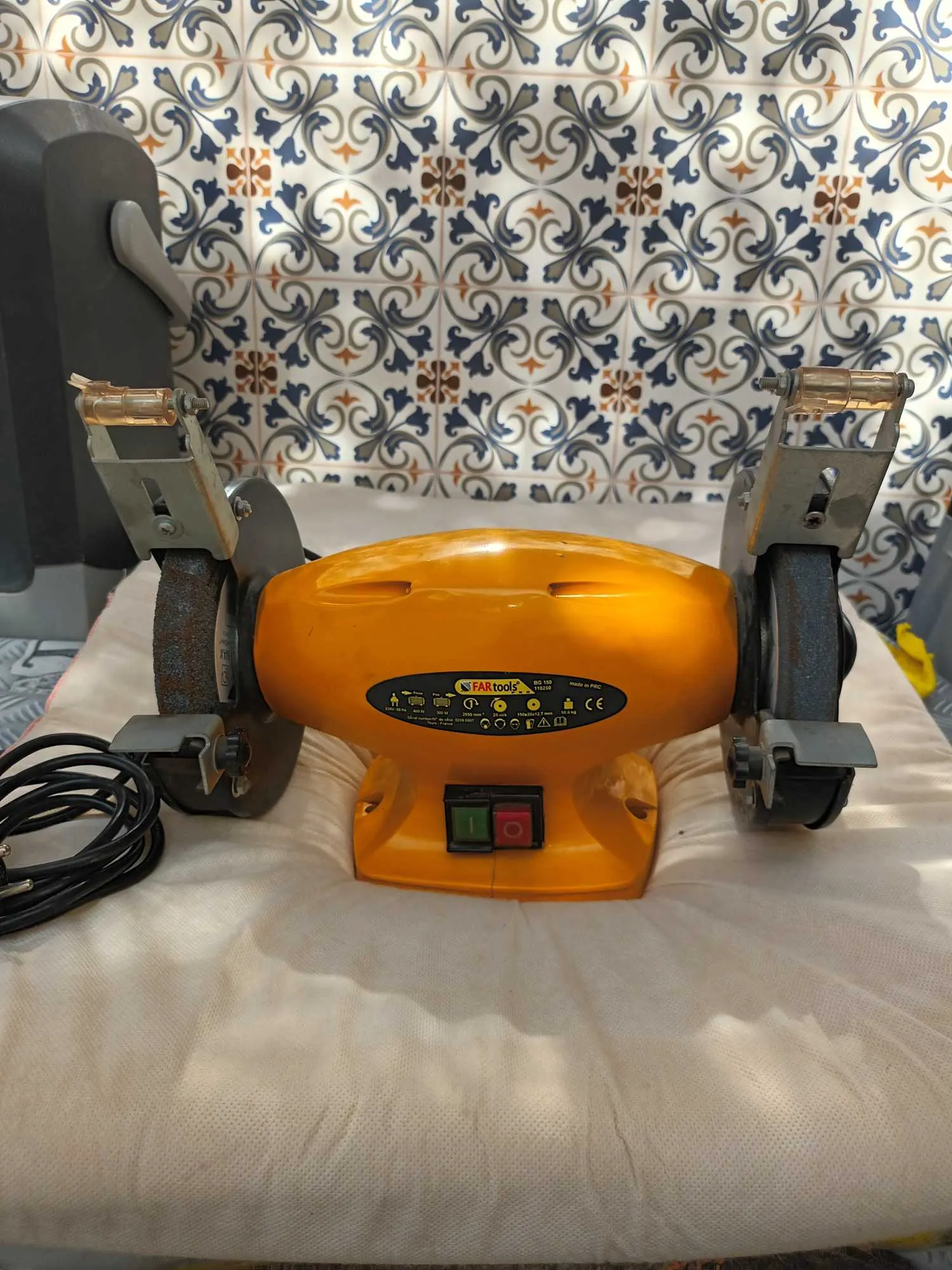 Touret à meuler AYERBE pour aiguiser
