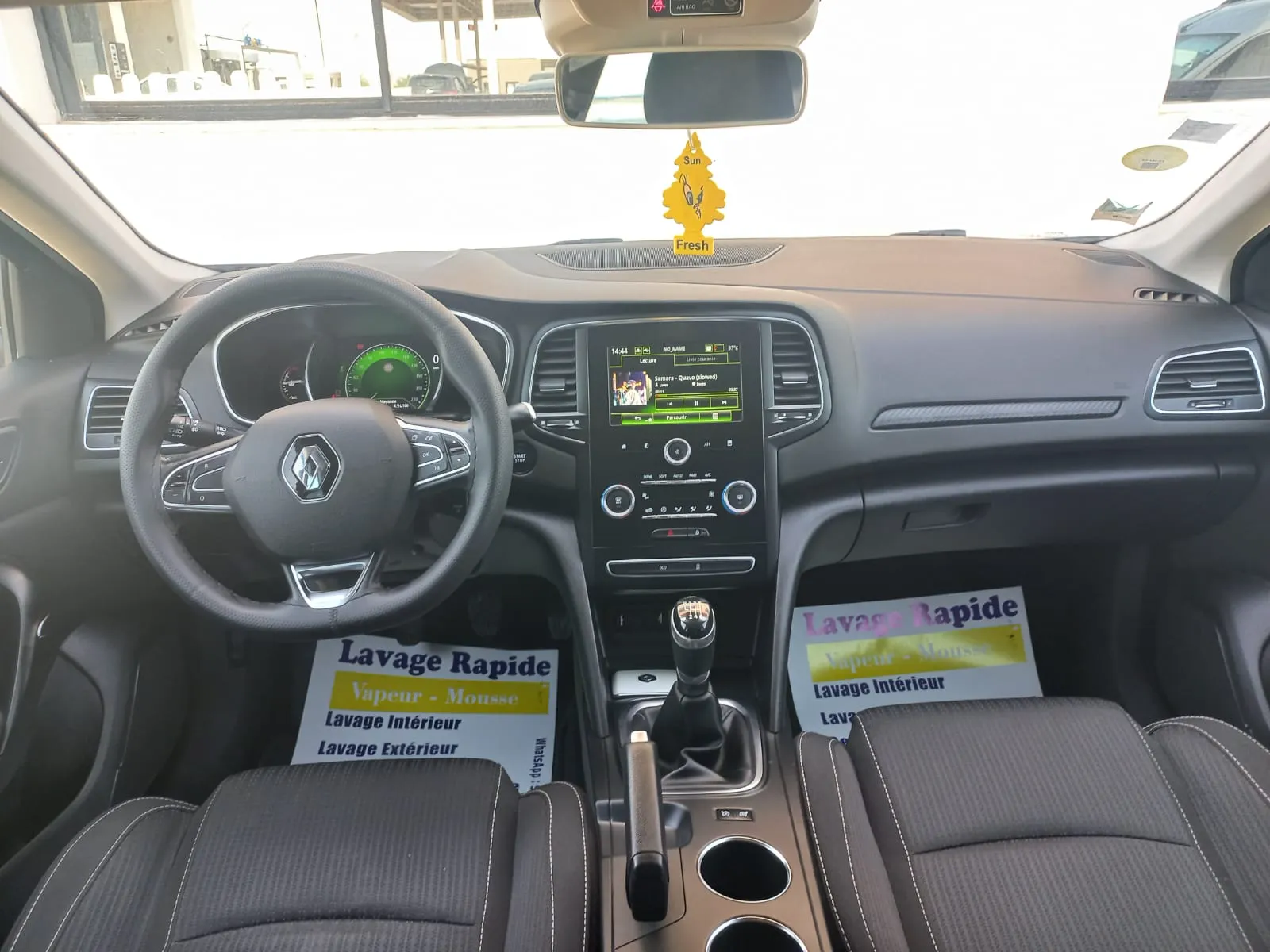 Megane 4 diesel 130cv importé. Seri 253