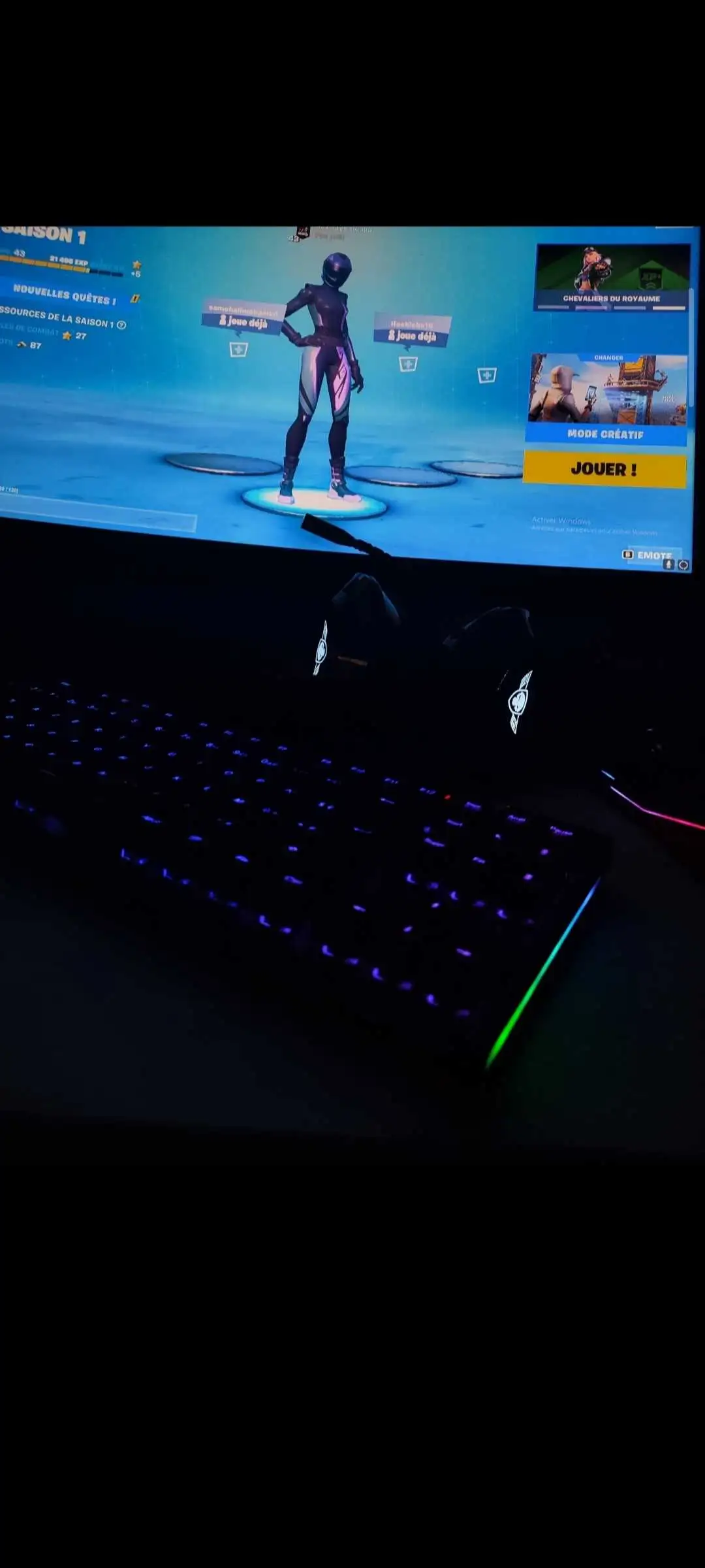 Clavier et souris gamer à vendre 
