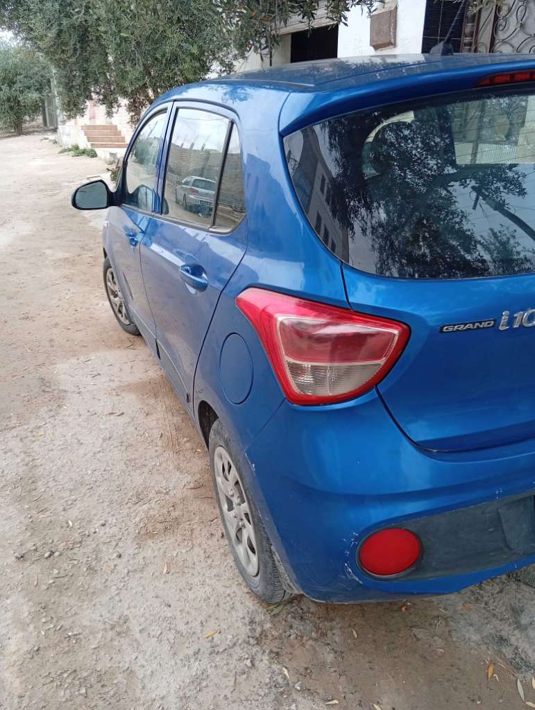 hyandai i10