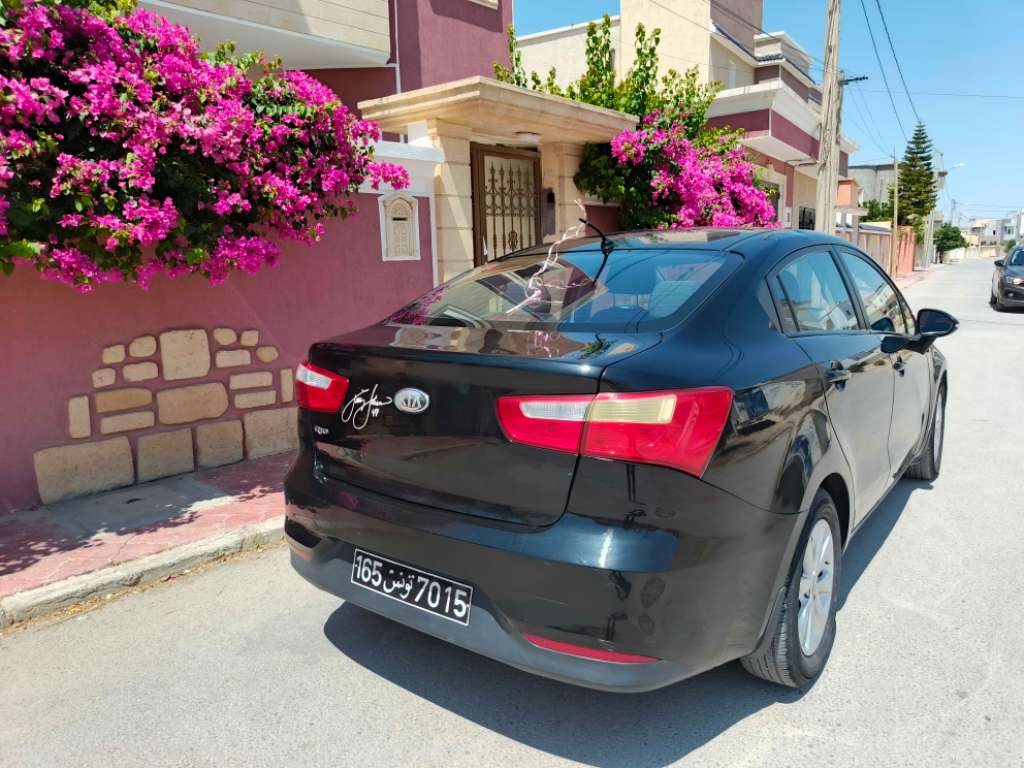 Kia rio sedan