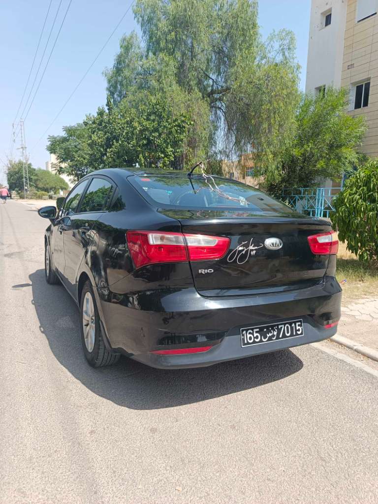 Kia rio sedan