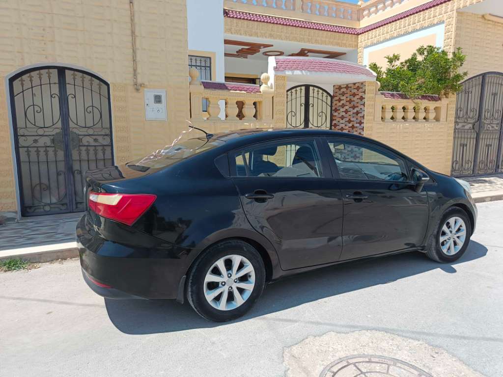 Kia rio sedan
