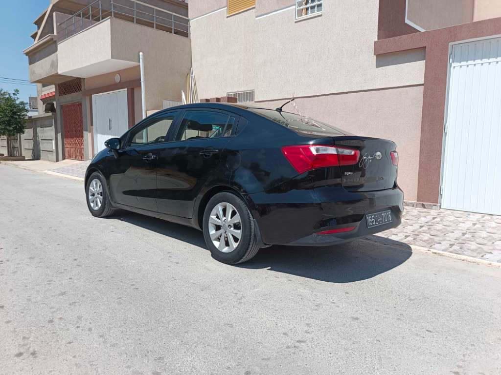 Kia rio sedan