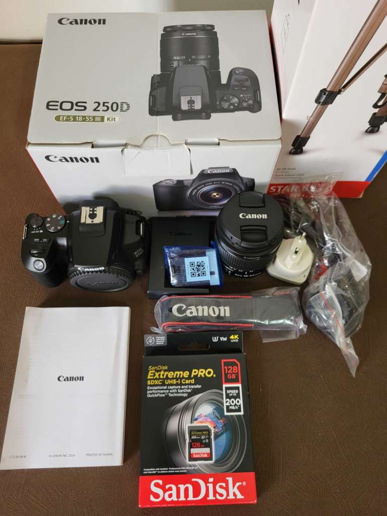 Canon EOS 250D + Tripod Hama 66 + carte mémoire 128GB SDD neuf