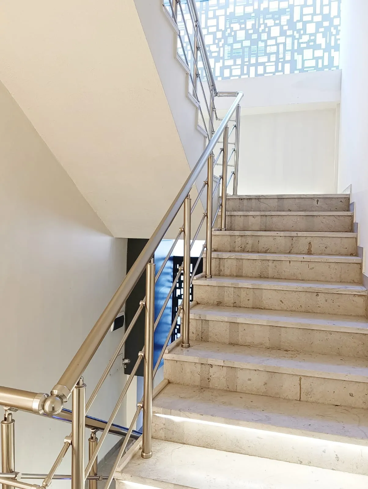 AL Bureau DenDen 950dt