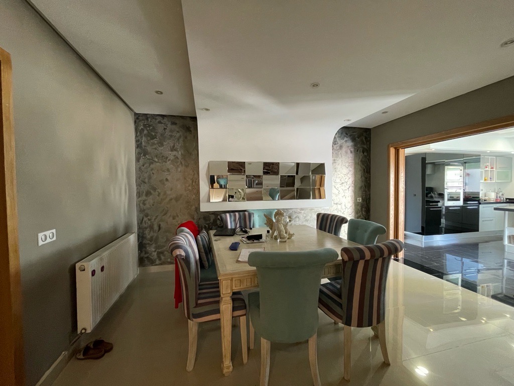 À vendre une belle villa à Riadh Landalous