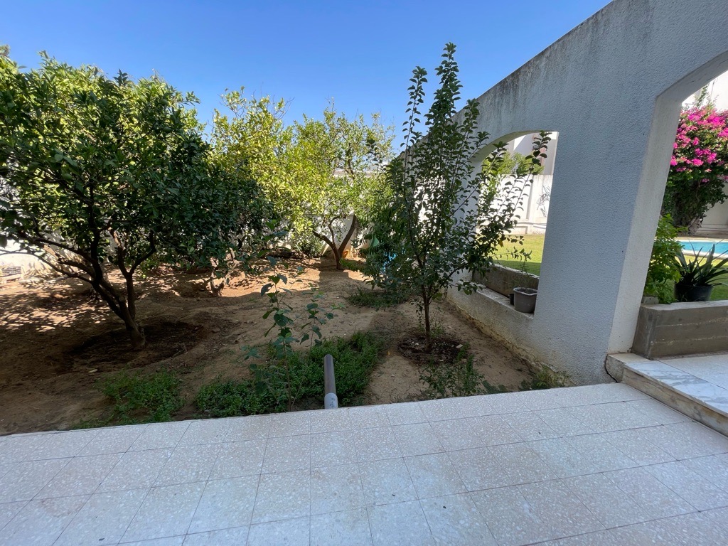 À vendre une belle villa à Riadh Landalous
