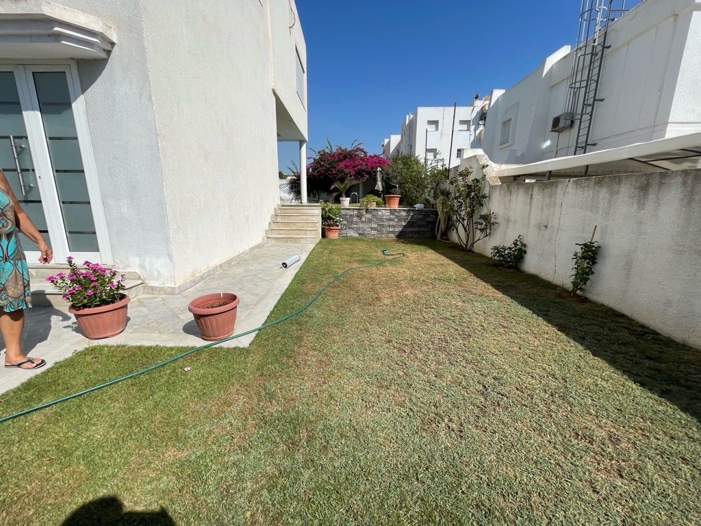À vendre une belle villa à Riadh Landalous