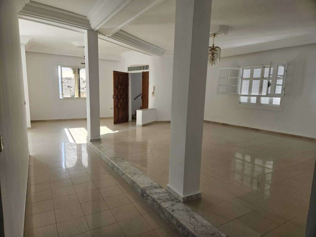 Annonce de Location – Appartement S+3 à Sahloul 4
