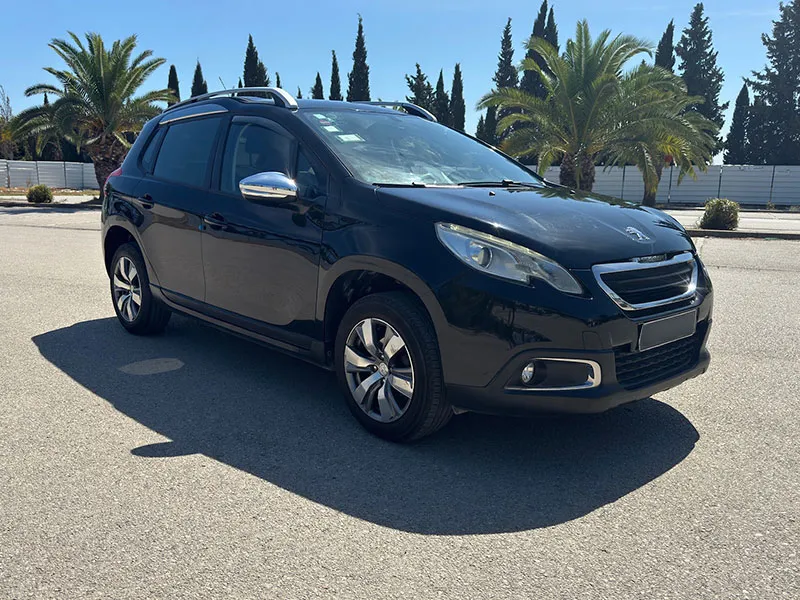 Peugeot 2008 SUV 1.2L – Toutes options – Très bon état