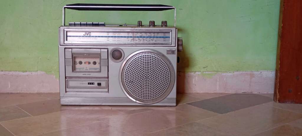 Poste radio jvc