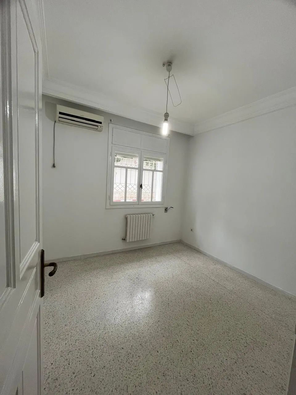 A louer s+2 a riadh landalous