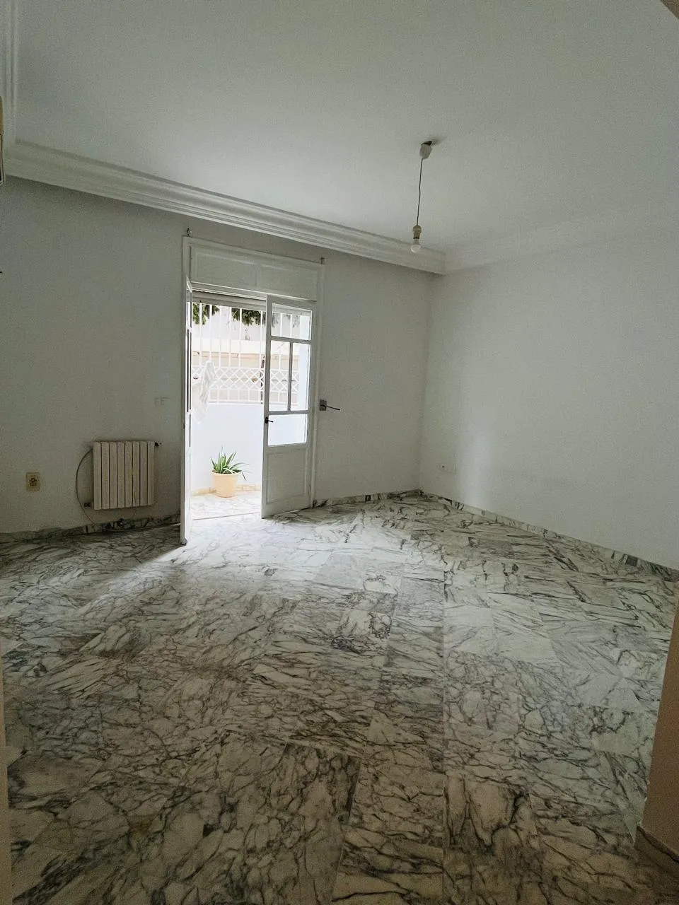 A louer s+2 a riadh landalous