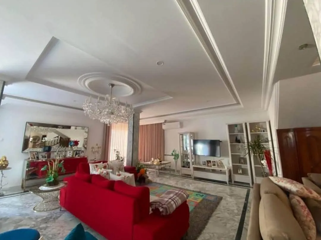 À Vendre: Magnifique Villa de Luxe A Kantaoui De Terrain:800m²