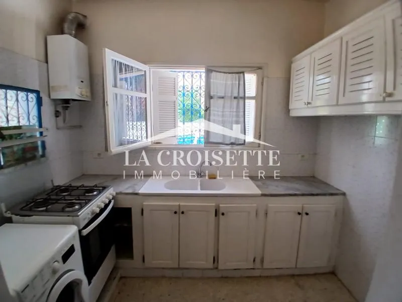 Duplex s3 meublé avec terrasse à La Marsa MDL0548
