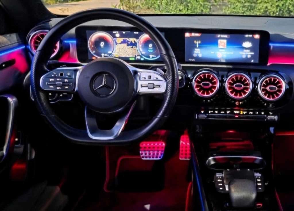 đ Mercedes CLA250e kit AMG 2021 60.000kmđ
đ on accepte l Ă©change des voitures