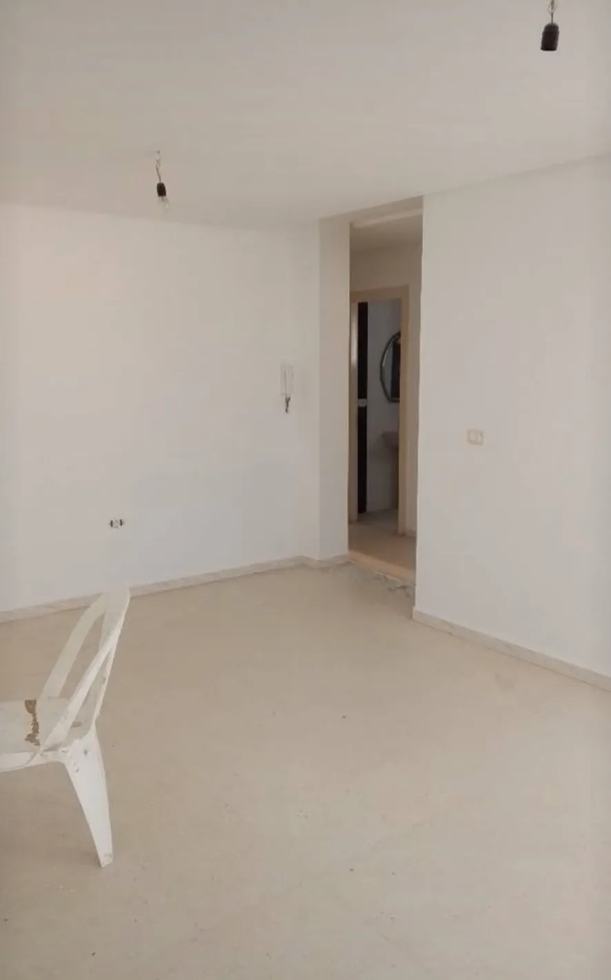 Location S3 vide à Borj Louzir