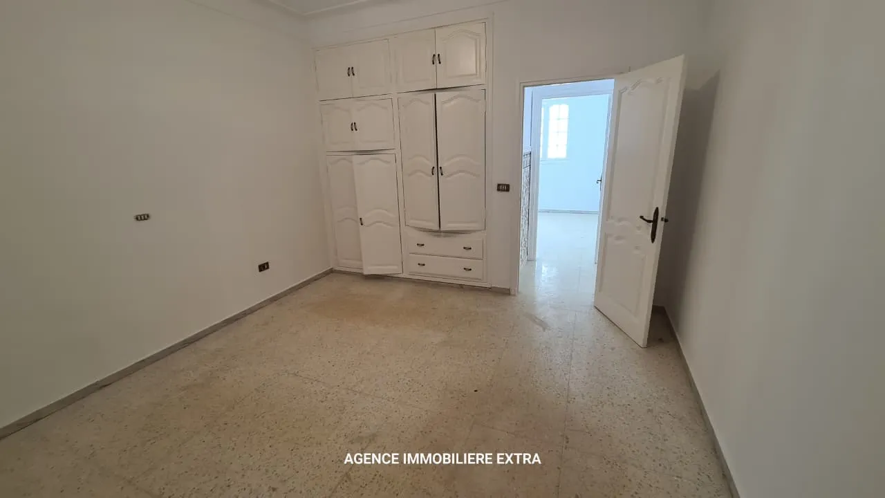 À louer : Bel étage de villa spacieux et lumineux à Nabeul