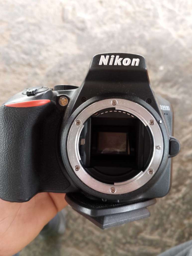 Nikon d3500