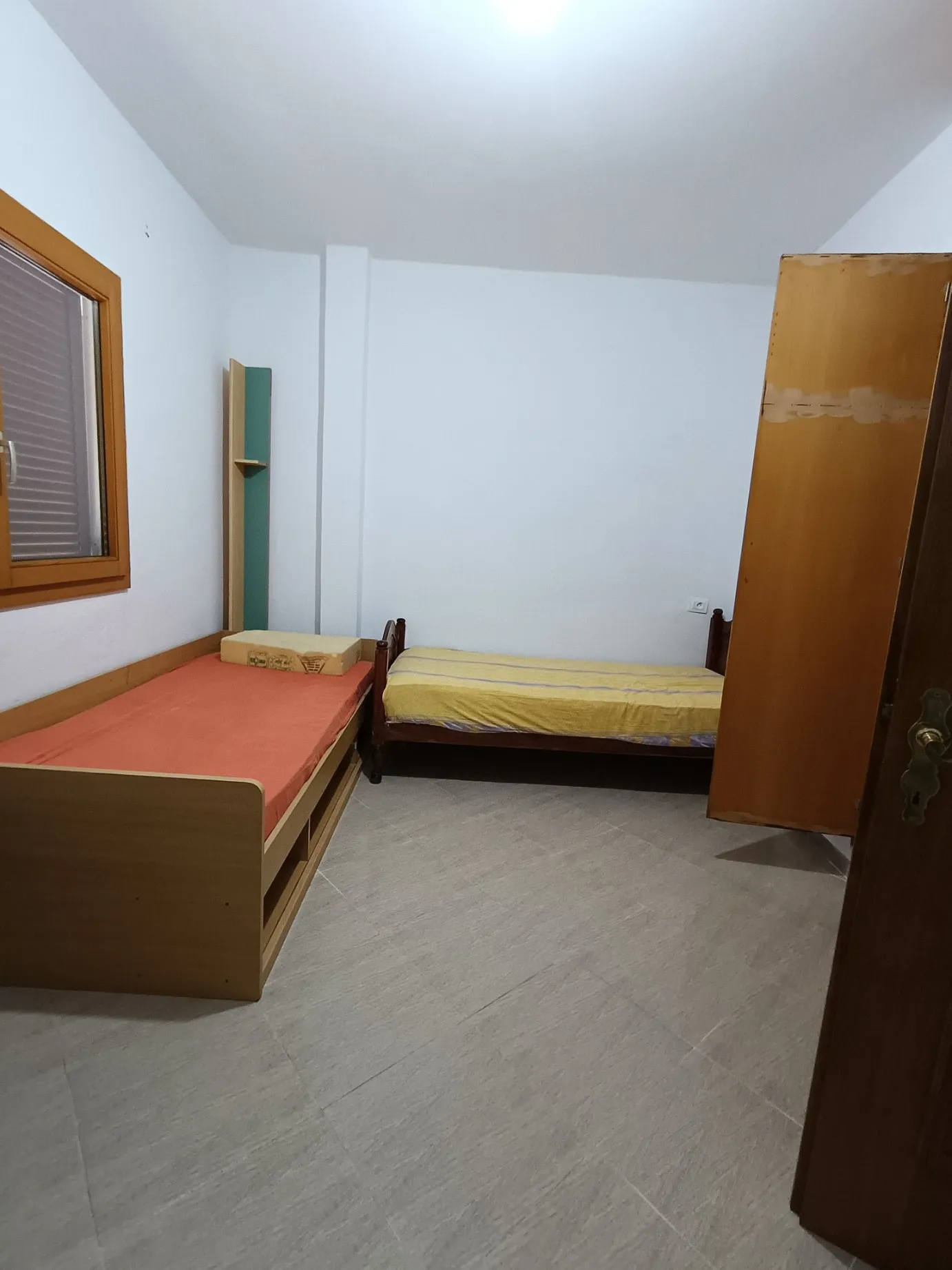 A vendre une maison de style américain s+3 au centre ville elhaouaria