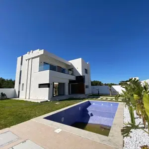 Une superbe villa de haut standing jamais habituée à Hammamet Sud