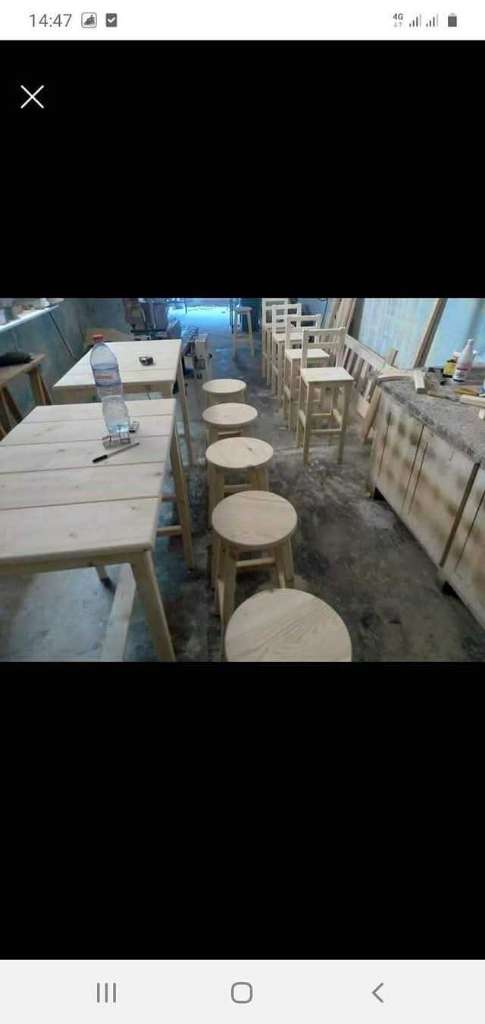 Table et chaise