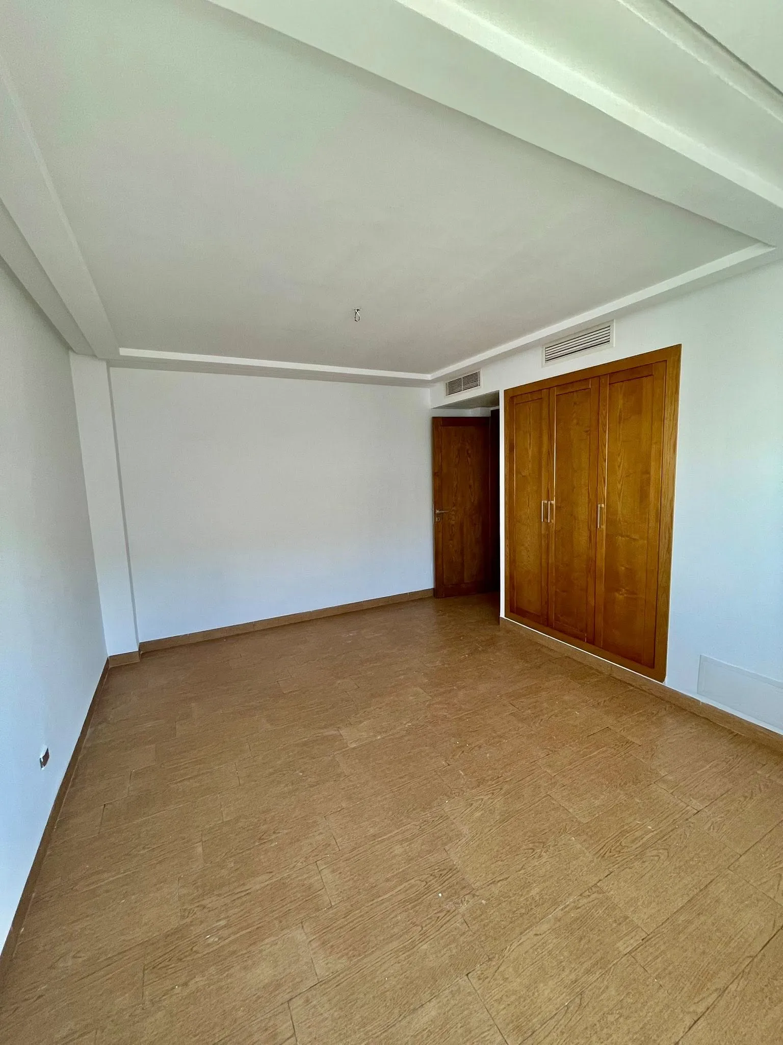 đ LOUER : Appartement S+2 Ă Menzah 9C