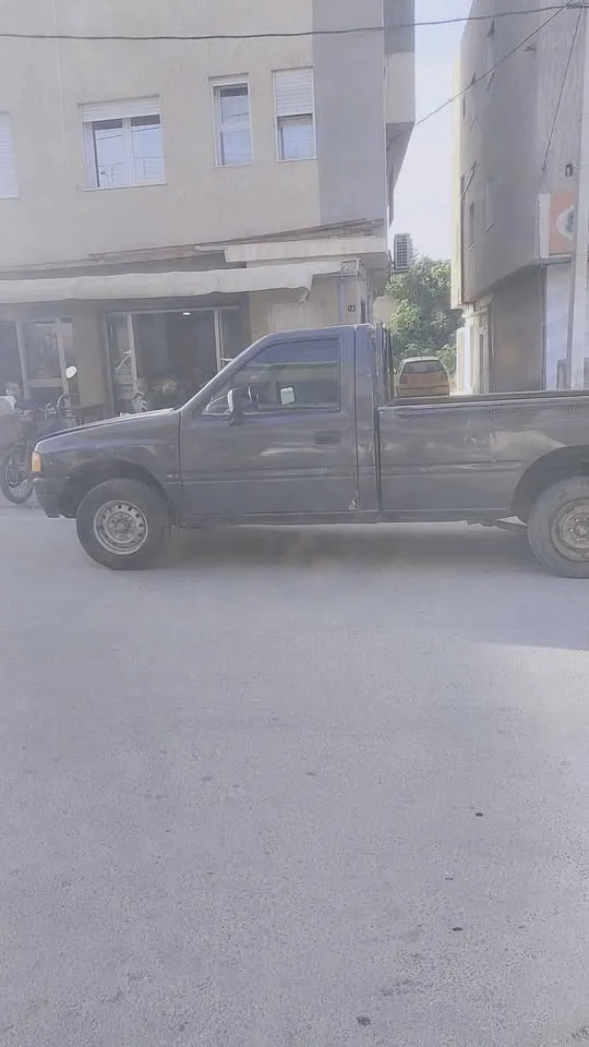 A Vendre Isuzu TEl 50.870.002