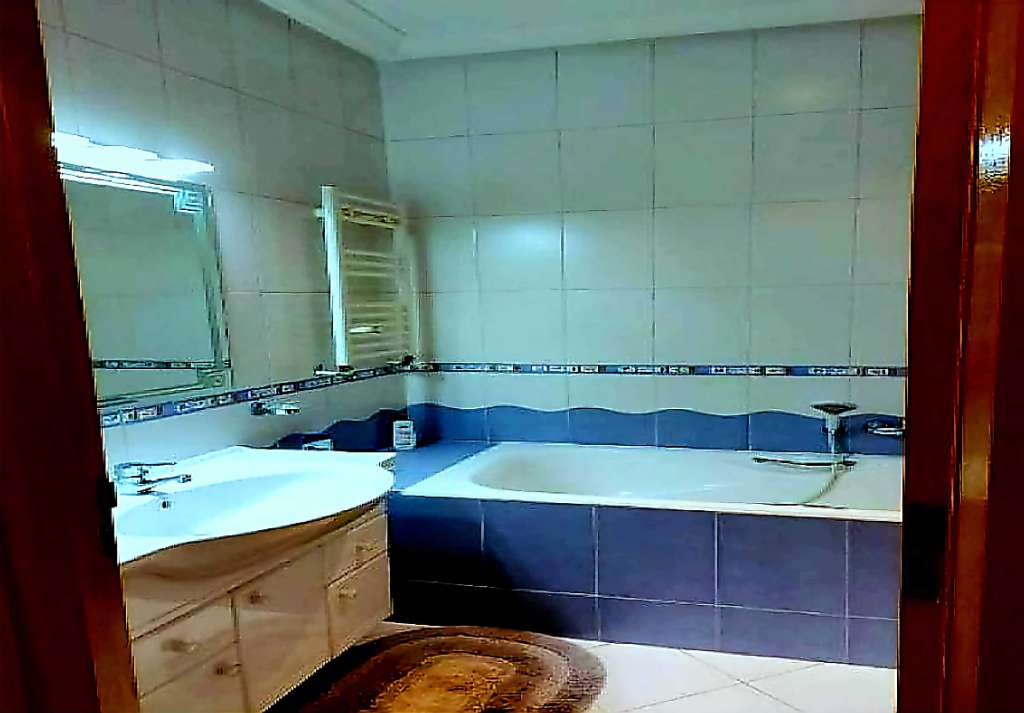 S+1 meublé Ennasr2 haut standing très propre