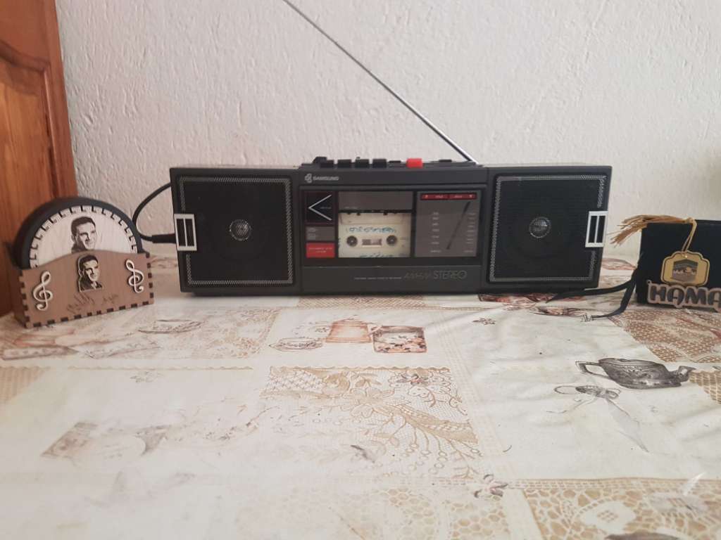 Poste cassette tape recorder samsung90.