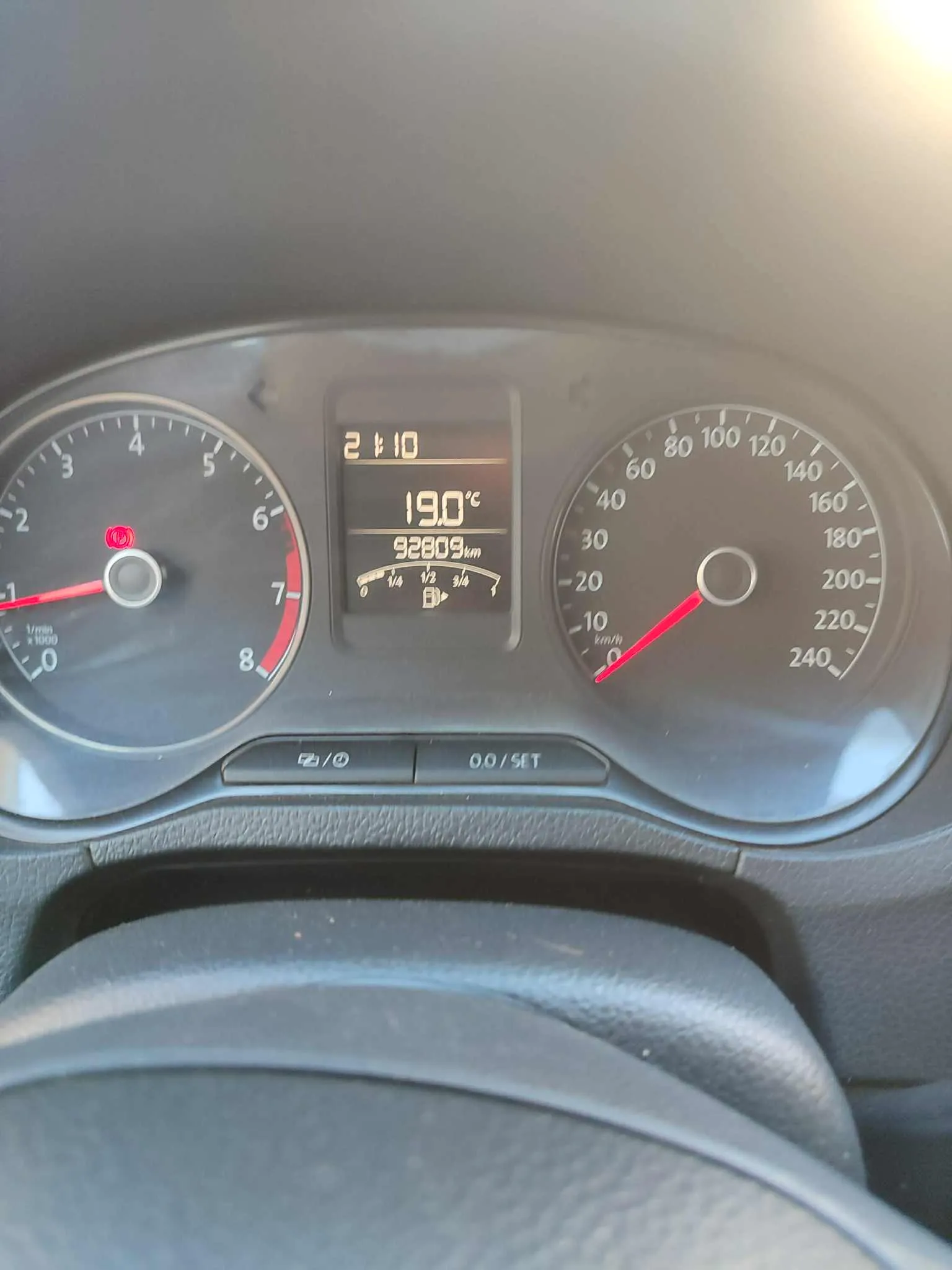 POLO SEDAN 1.4