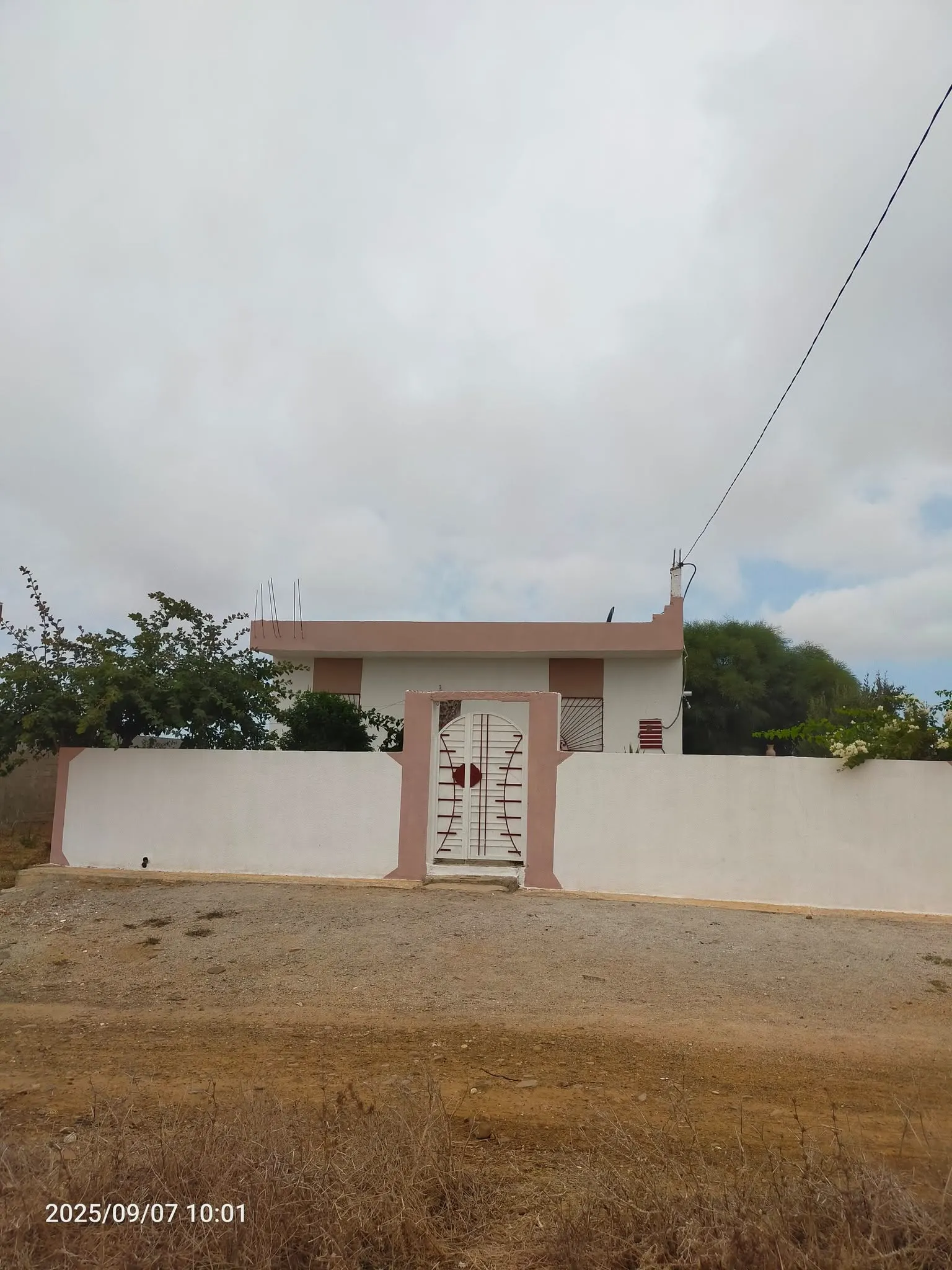 a vendre maison indépendante a elhaouaria