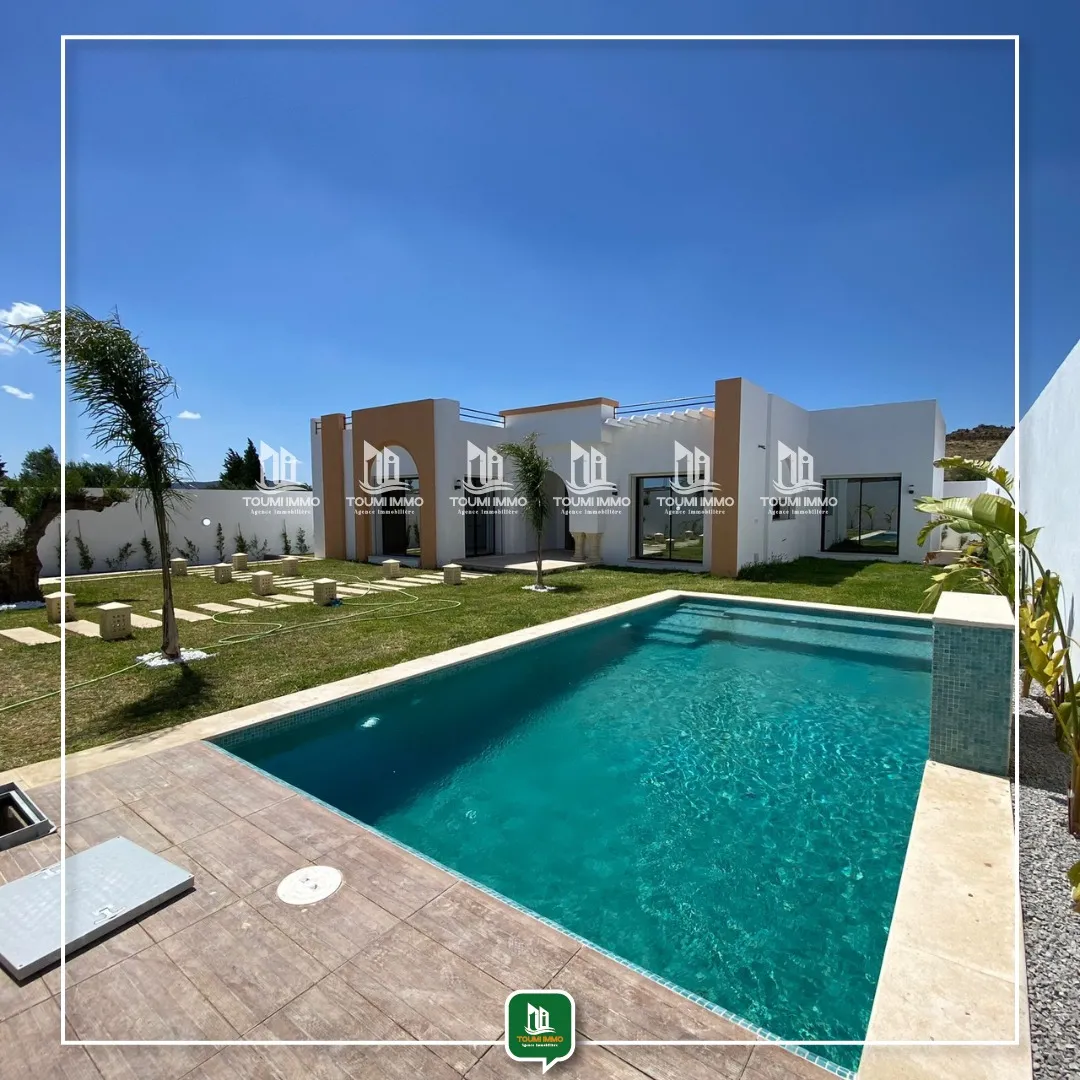 un villa s+3 à vendre situé à Hammamet sud 15 minute de marina Yasmine Hammamet📲92753940