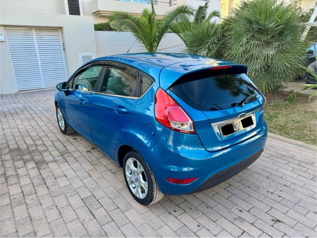 FORD FIESTA Titanium