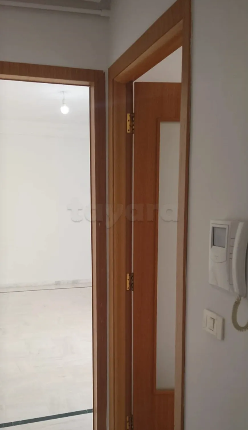 Location S2 vide à Cité Les Palmiers 