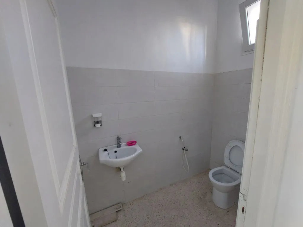 Local commercial à vendre – Mourouj 5