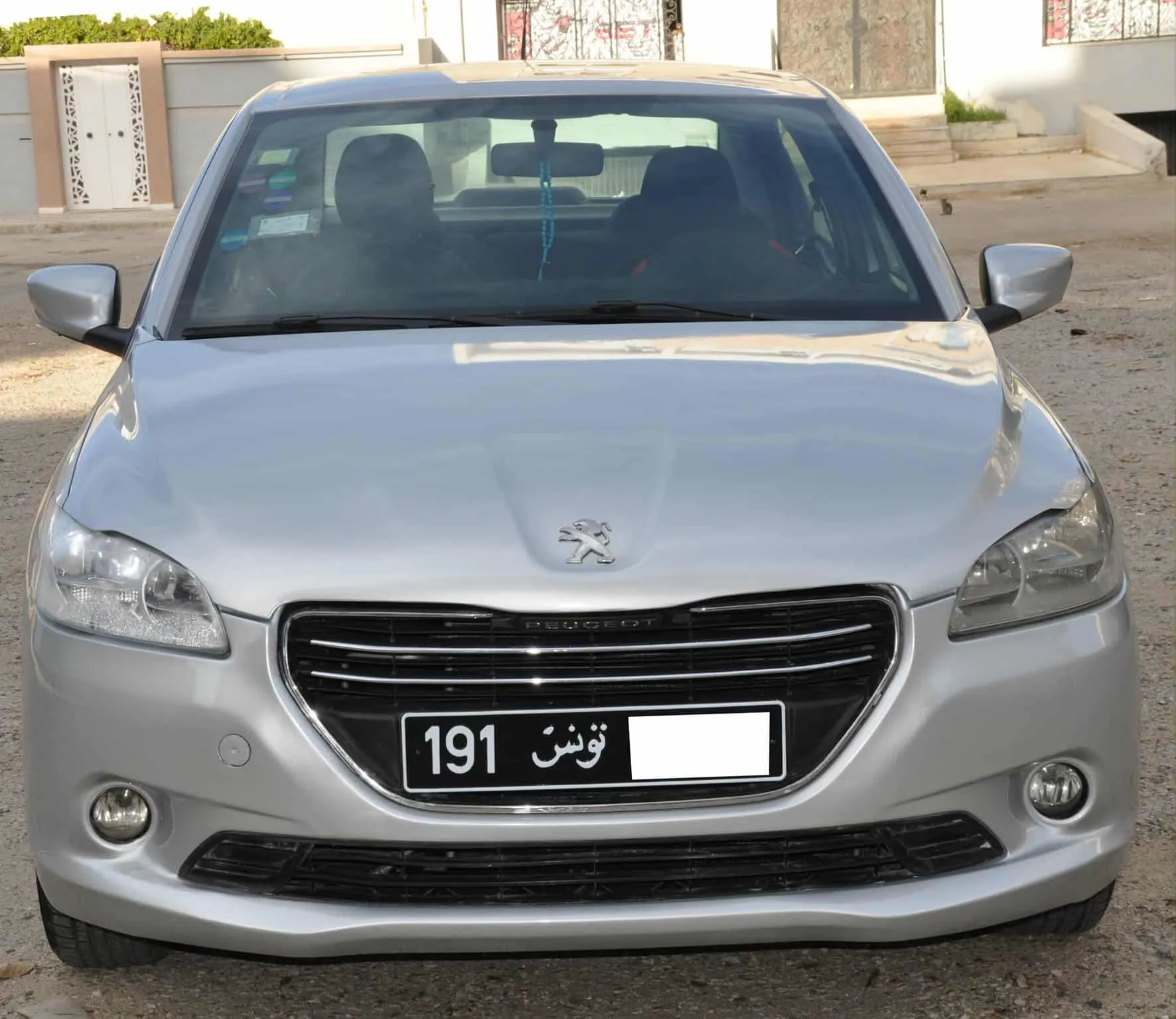 PEUGEOT 301-C-ELYSEE PRIX 24.300 TEL 20.110.079