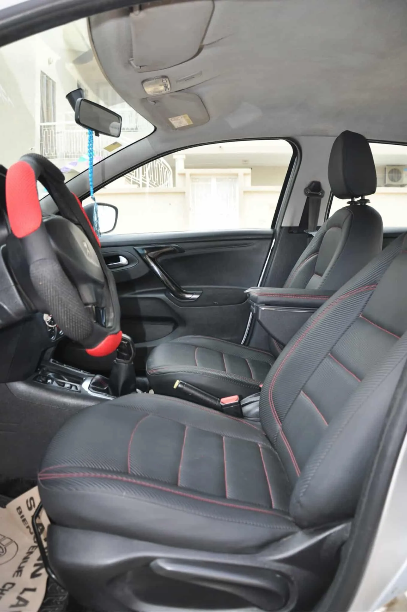 PEUGEOT 301-C-ELYSEE PRIX 24.300 TEL 20.110.079