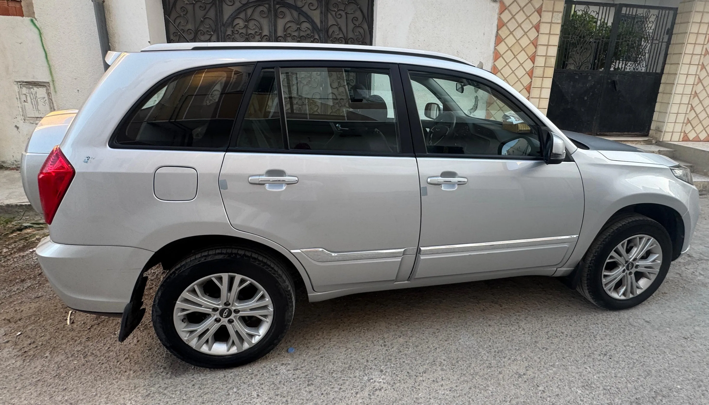 Chery Tiggo 3 en excellent état