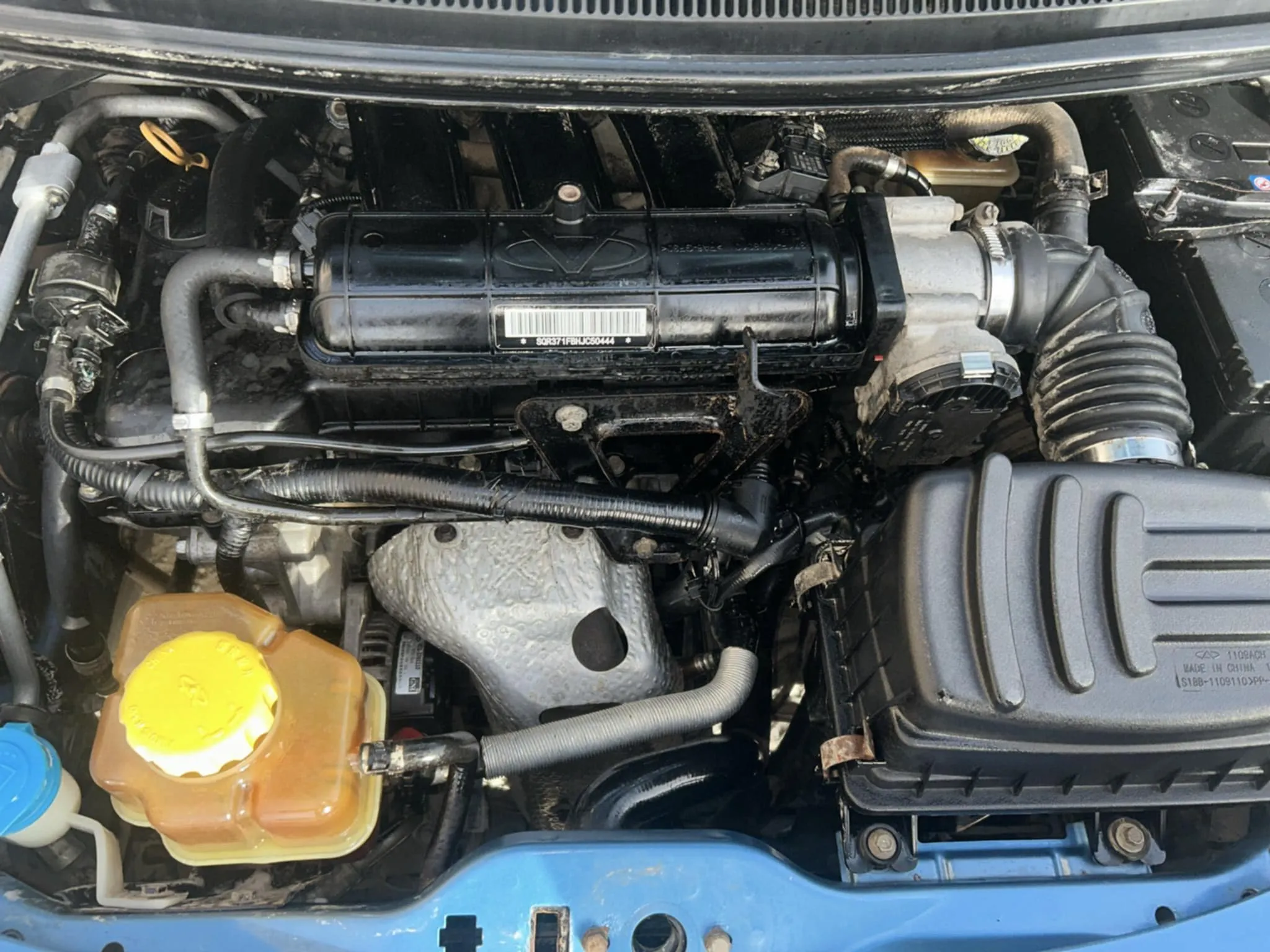 La voiture est entièrement d'origine.